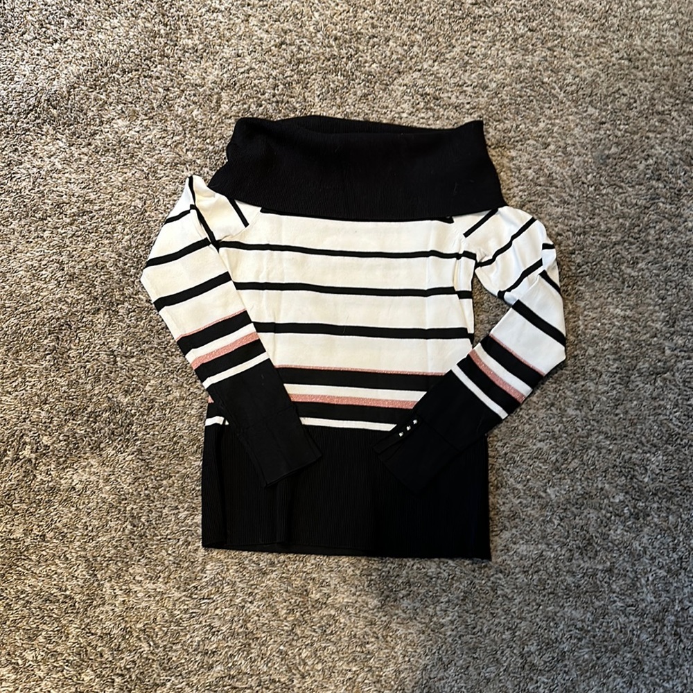 XS cowl neck sweater from White House black market